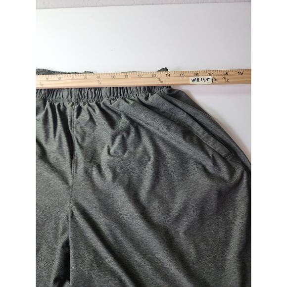 UNDER ARMOUR Lightweight Green Play Up Loose Athletic Active Shorts SZ L - Picture 6 of 9